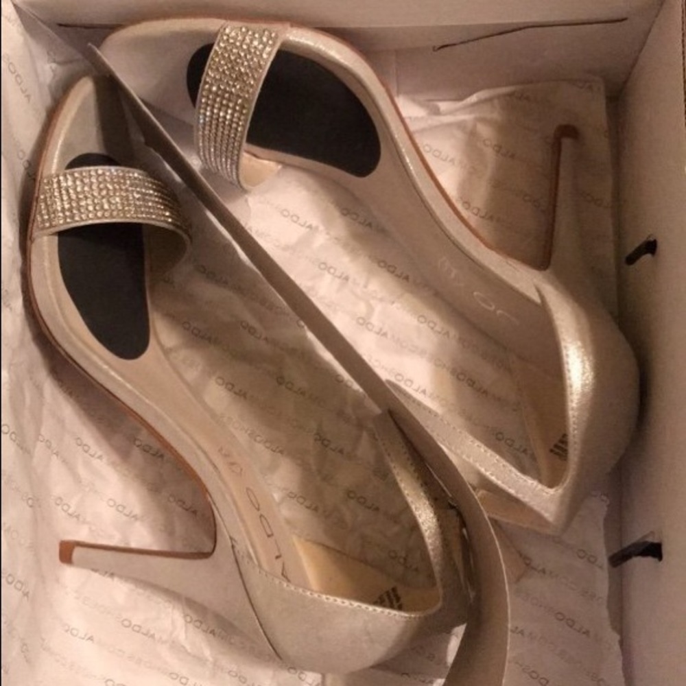 Aldo Laniel Leather Silver Strap Rhinestones Heels